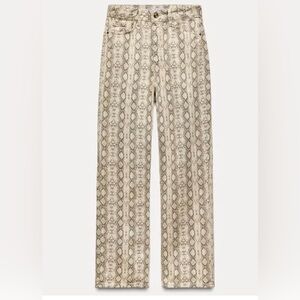 ✨Zara Snakeskin Animal Print Denim Jeans 
*Jacket in separate Listing